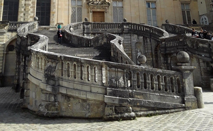 Escalier Fer Cheval Fontainebleau